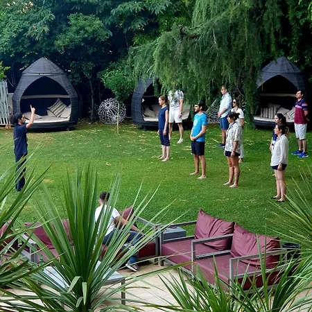 سيلفا سبليندد 4* فيوجّي