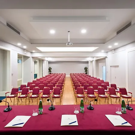 سيلفا سبليندد 4*