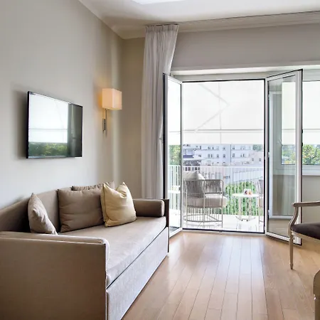 فندق سيلفا سبليندد